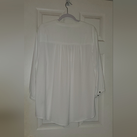Torrid White Boho Blouse with Ties at Neck Sz 2 (18/20) - Picture 3 of 4
